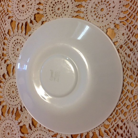 Vintage Corelle Snowflake Garland cups, saucers - Picture 2 of 12